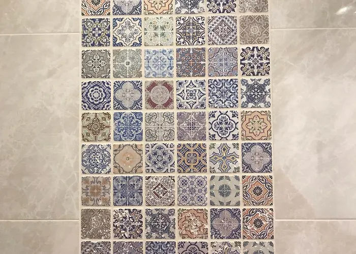 Maison Blanche En Cote De Nacre